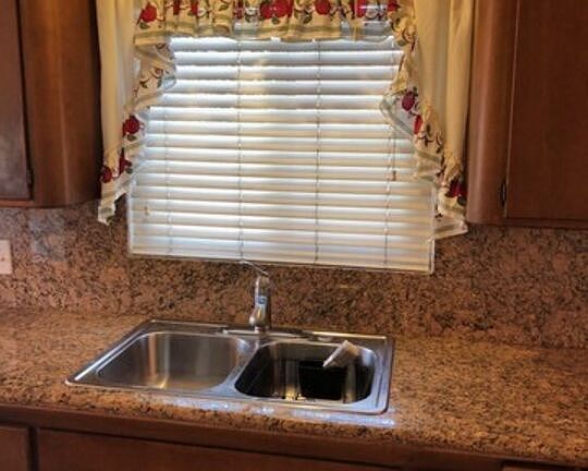5th image of 1238 E Louisa Ave
