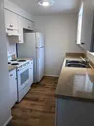 351 N Chambers Pl — Photo 4