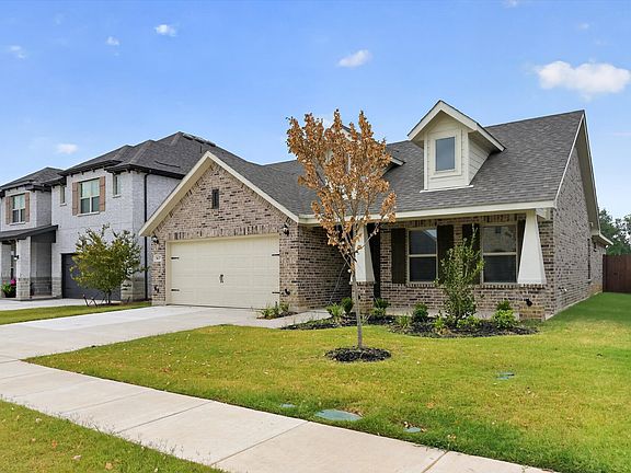4th image of 1637 Elle Ln
