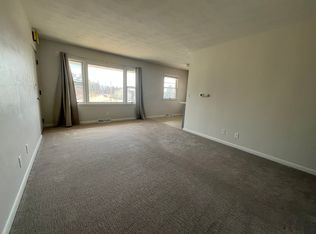 325 Bryant St #C, Dubuque, IA 52003