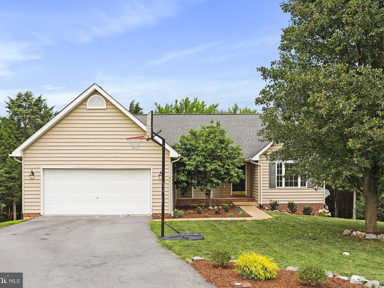 47 Crystal Hill Ct, Strasburg, VA 22657 Zillow