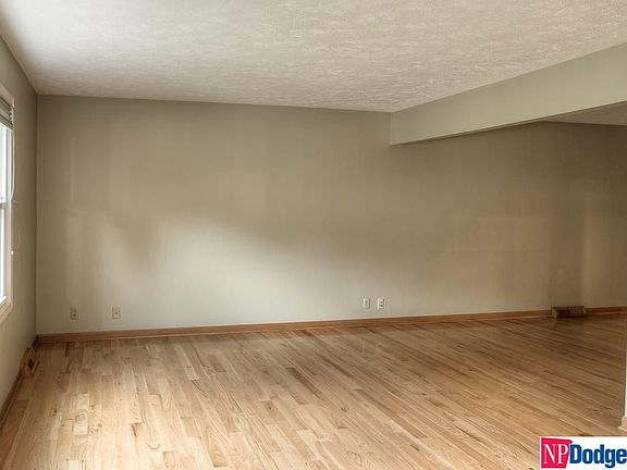 4th image of 12330 Izard St