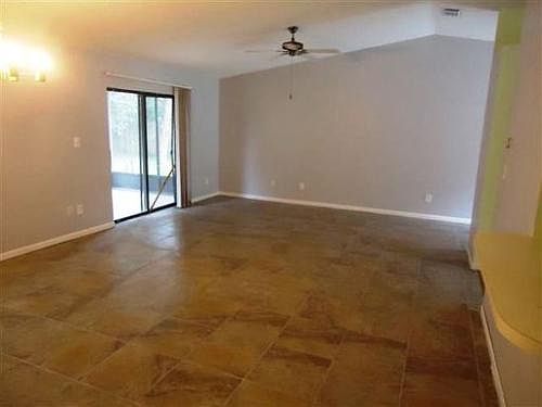 3rd image of 5715 Lakefield Ct