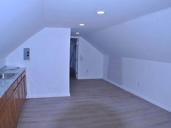 3rd image of 3 Portina Rd #3A