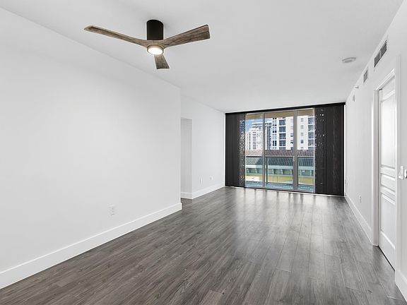 4th image of 350 SE 2nd Street #1520
