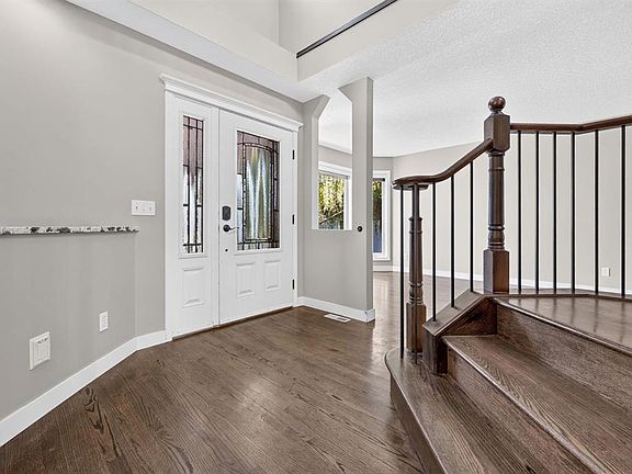 4th image of 149 NE Valley Ridge Ct NW