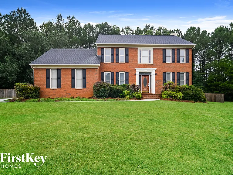 110 Westbrook Way — Photo 1