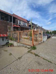 5068 43rd Street, Flushing, NY, 11377