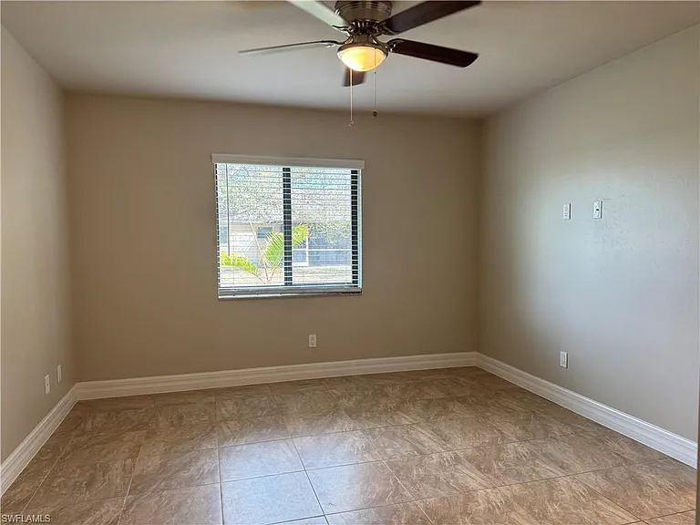 1715 SW 1st Ave — Photo 10