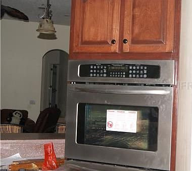 2nd image of 4789 Rolling Oak Dr