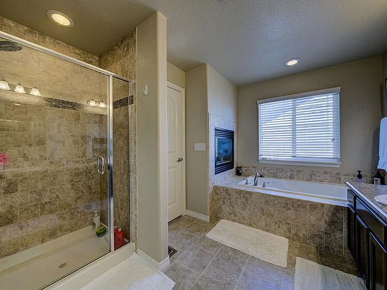 6471 Stingray Ln — Photo 13