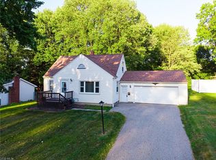 227 Fairview Ave, Canfield, OH 44406
