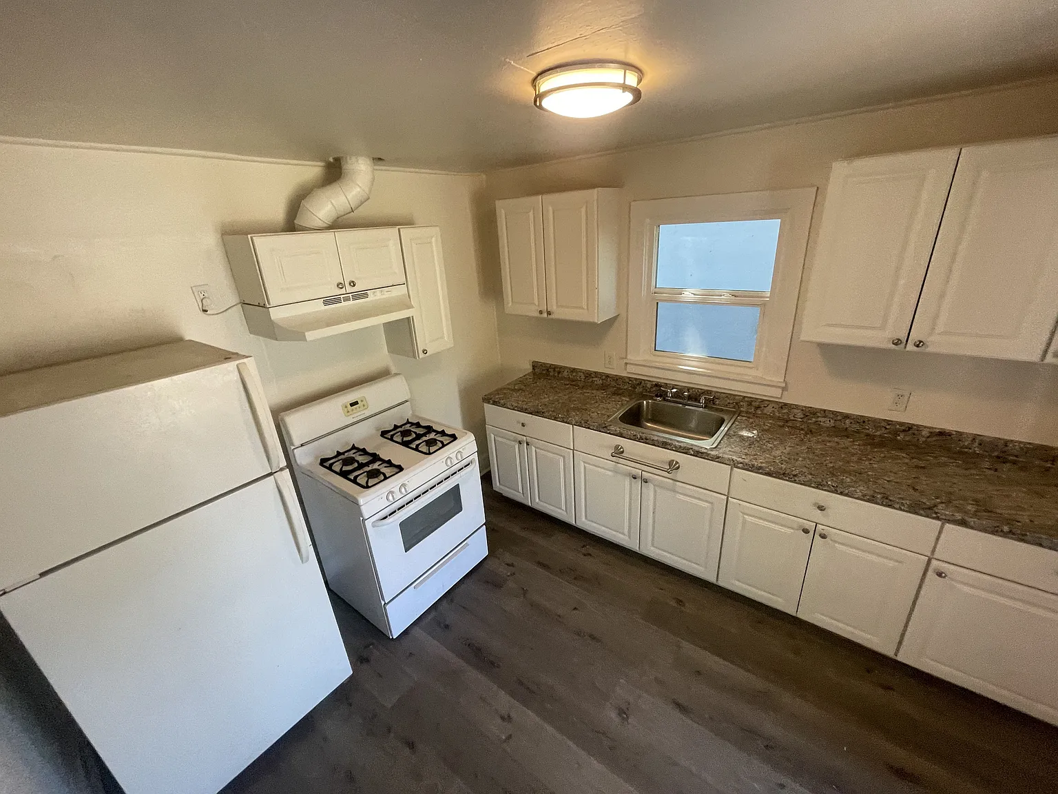 1 bed, 500 sqft, $1,450 — Photo 4