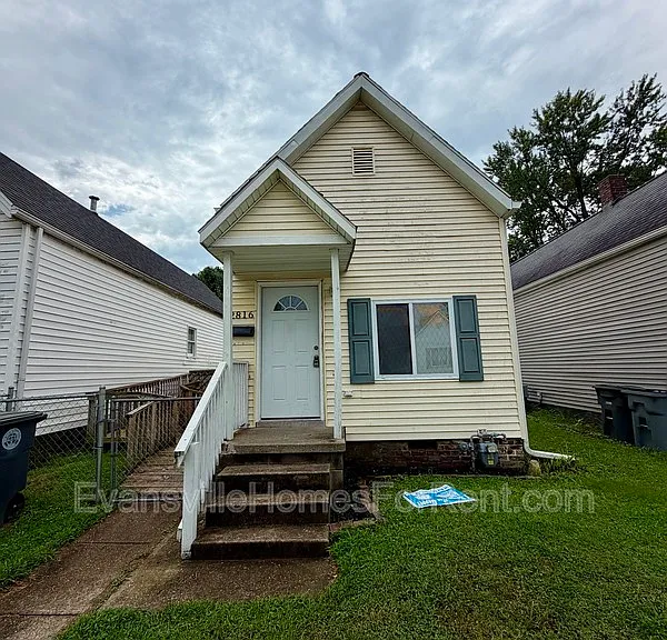 2816 C St — Photo 1