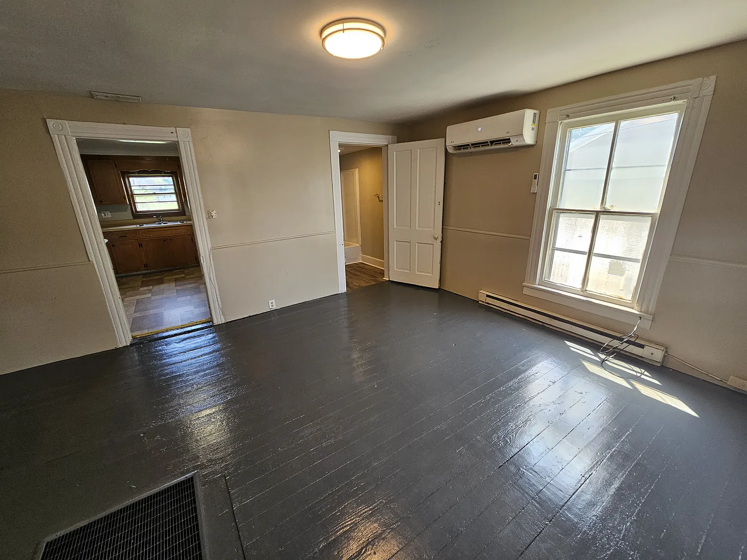 345 E Prospect Street — Photo 4