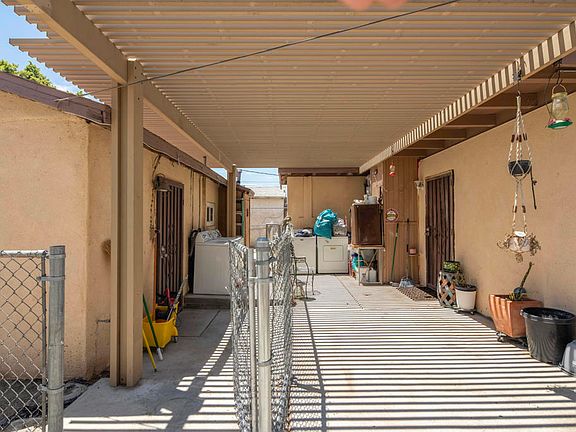 4th image of 84058 Leyte Ave