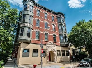 3055 N Seminary Ave #3, Chicago, IL 60657