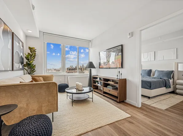 336 Douglass Street 3N image 1 of 15