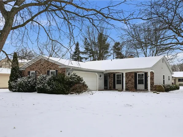 9536 Brimfield Dr, Mentor, OH 44060