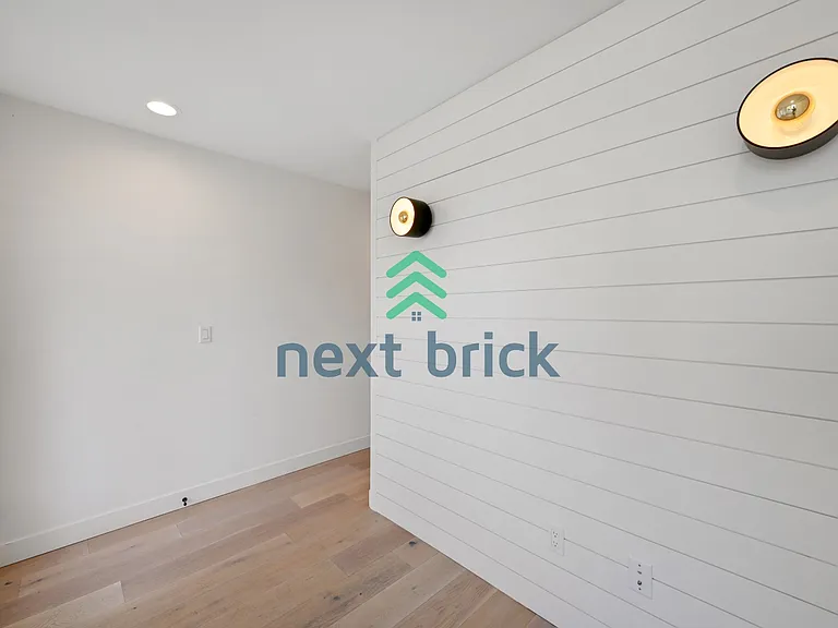 4521 Sunnyside Ave N #C — Photo 5