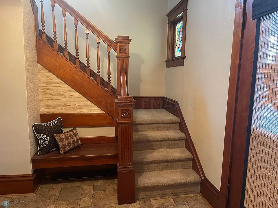 42 Railway St, Enderlin, ND 58027 Zillow