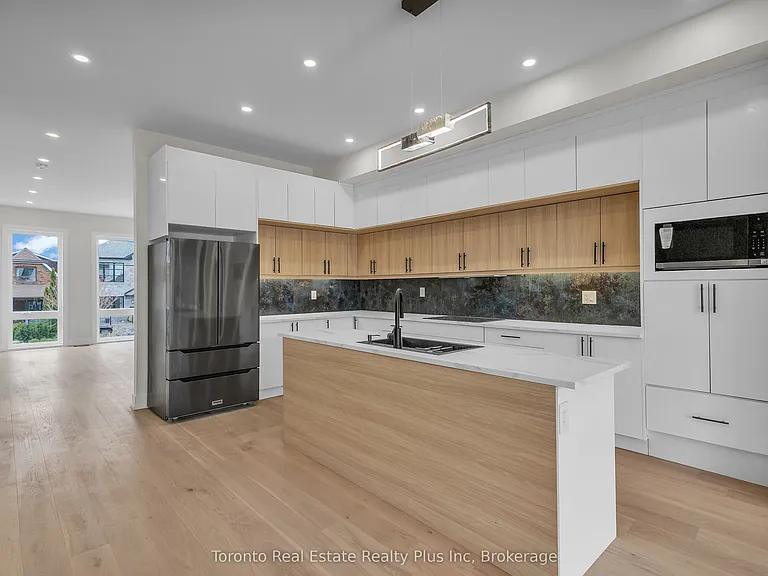 138 Bowie Ave — Photo 37