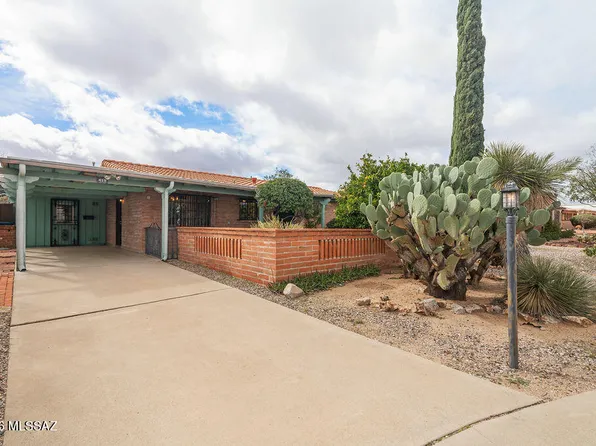 419 S Vista Del Rio, Green Valley, AZ 85614