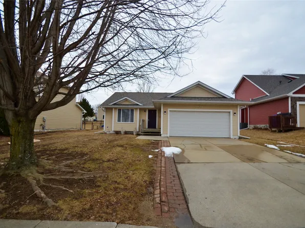 2841 E Porter Ave, Des Moines, IA 50320