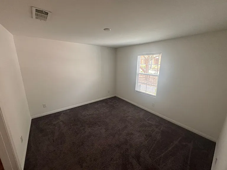 5202 Dubris Dr — Photo 16