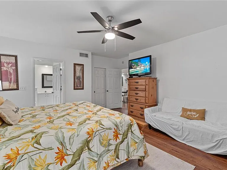 102 Tuscana Ct #901 — Photo 9