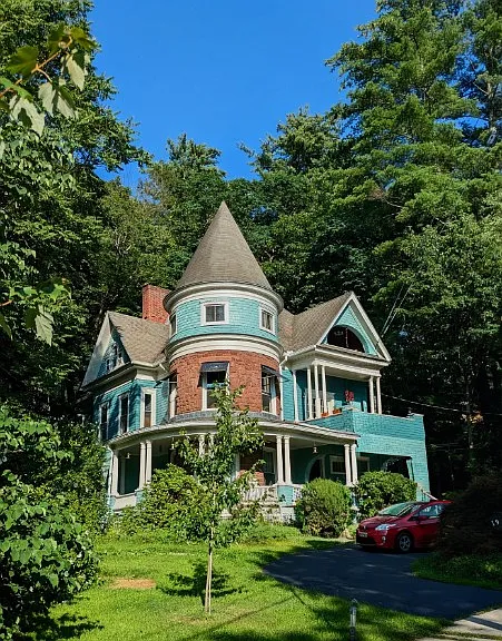 19 Highland Ave #3 — Photo 1