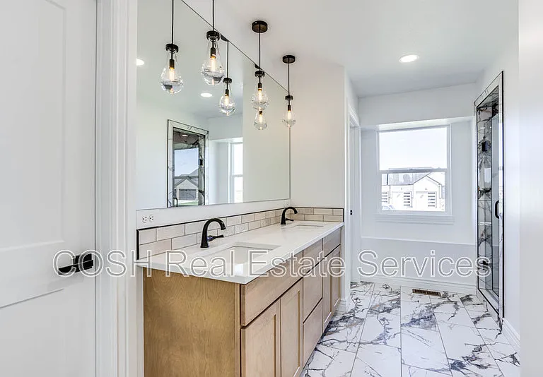459 S Stoney Creek St — Photo 35