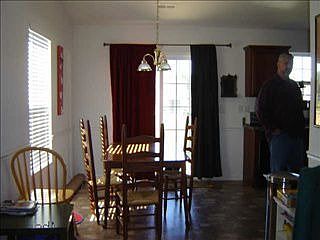 5th image of 1615 Faircrest Ln