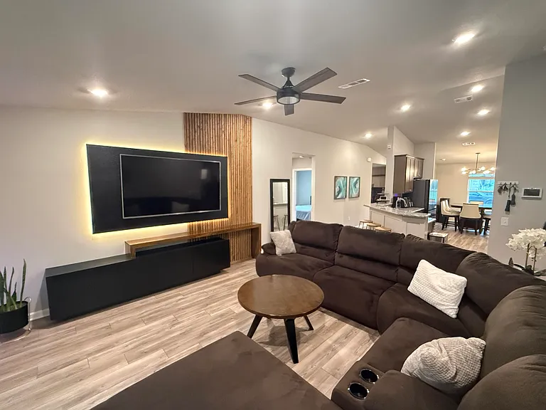 7005 Liberty St — Photo 13