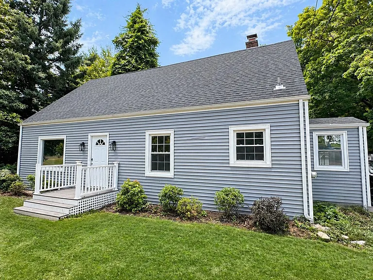 617 Evergreen Ave — Photo 1