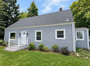 617 Evergreen Ave, Hamden, CT 06518