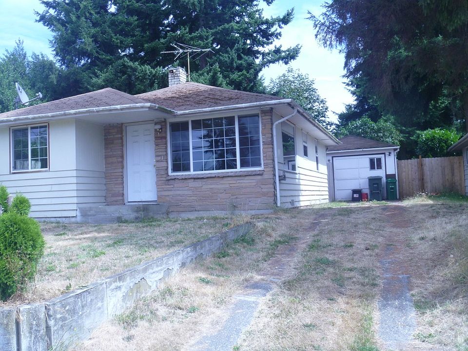 2nd image of 11024 Beacon Ave S