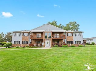 1545 Harbour Blvd APT 196, Trenton, MI 48183