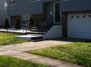 1617 215th Pl, Sauk Village, IL 60411