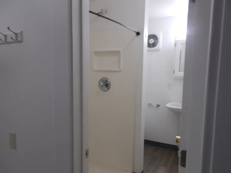 409 S Main St #2 — Photo 11