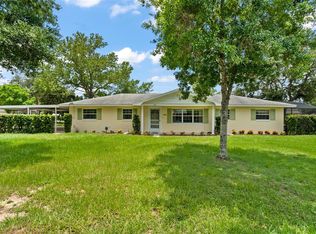 1250 Holiday Dr, Eustis, FL 32726