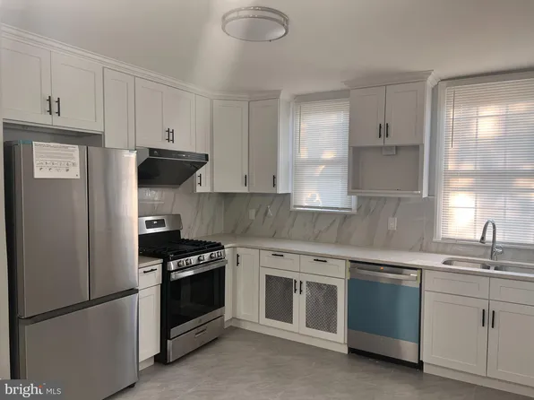 1402 Knorr St, Philadelphia, PA 19111