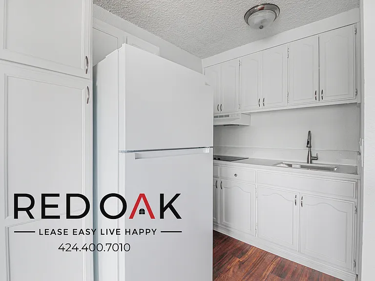 7466 Rosemead Blvd — Photo 6