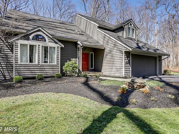 2nd image of 7032 Wellington Dr