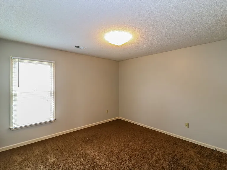 1964 Bohemia Dr — Photo 13