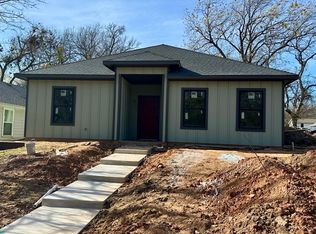 300 W Johnson St, Denison, TX 75020