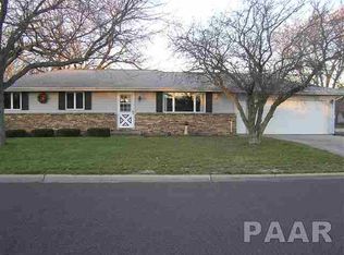 209 E Garfield St, Minier, IL