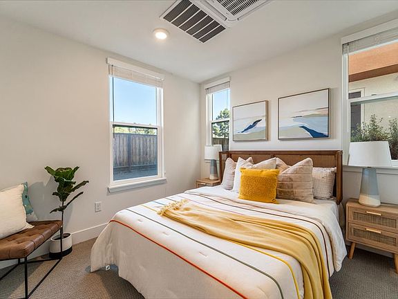 3rd image of 2911 Noyce Pl Unit 181