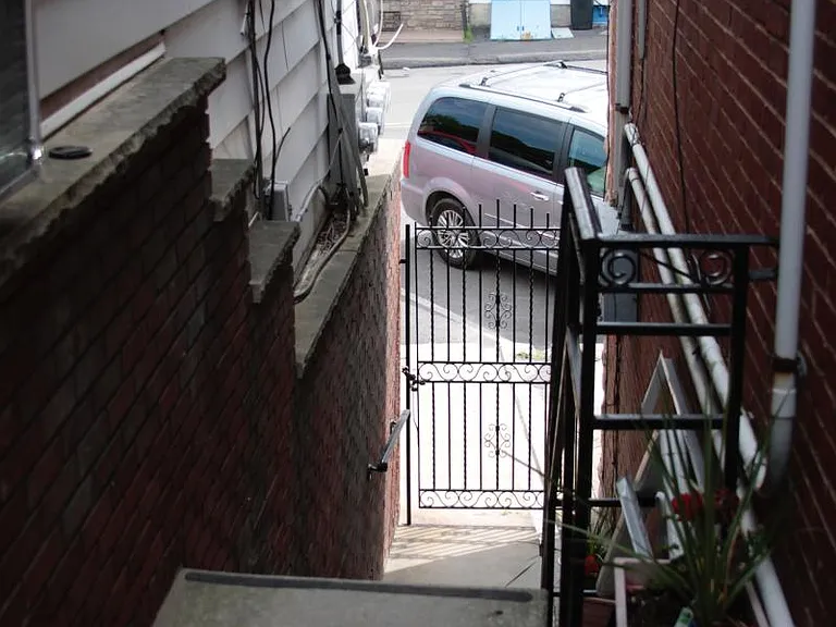 42 N Lehigh Ave — Photo 13