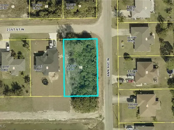 2501 21st St W, Lehigh Acres, FL 33971